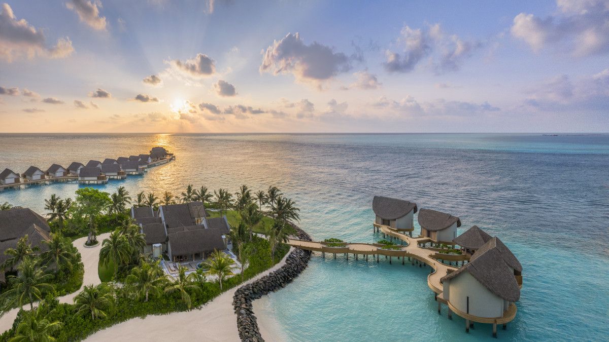 Maldives Lagoon Resort Hotel at Kaafu Atoll